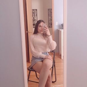 Meet your Posher, Caroline